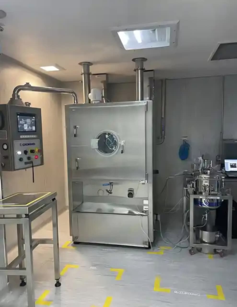 Paila industrial CERSU en entorno GMP